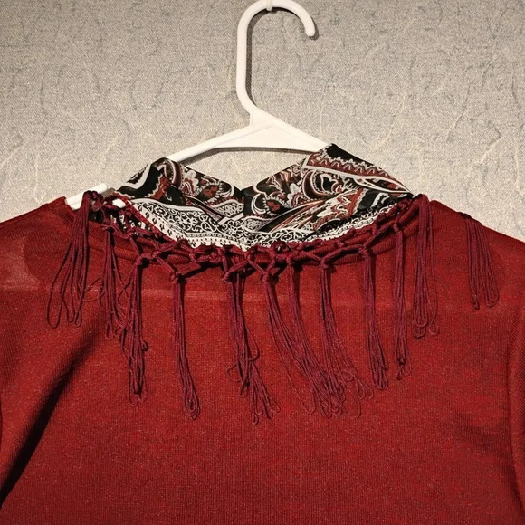 Women's  Burgundy Long Sleeve Blouse w/Detachable Fringed Scarf CK MEASUREMENTS - Picture 5 of 10